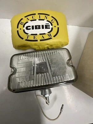 Luz de neblina retangular vintage 1970 Cibie 35 A iodo-quartzo com tampa - Imagem 1 de 4