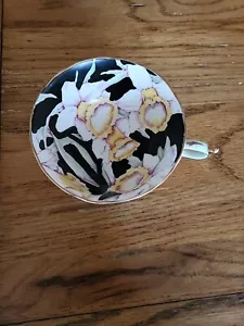Coppa da tè Bone China Paragon FootedTeacup doppia garanzia - nero con interni in narciso - Foto 1 di 13