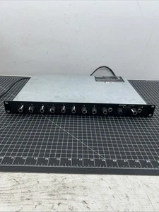 Shure SCM800 8-Channel Pro Audio Microphone Mixer - Rack Mountable - Picture 1 of 11
