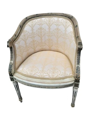 Silla tallada a mano estilo Luis XVI francesa tallada tela seda, tapicería nueva Foto 1 de 4