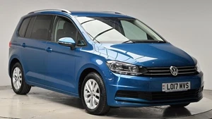 2017 Volkswagen Touran 1.6 TDI BlueMotion Tech SE DSG Euro 6 (s/s) 5dr MPV Diese - Picture 1 of 24