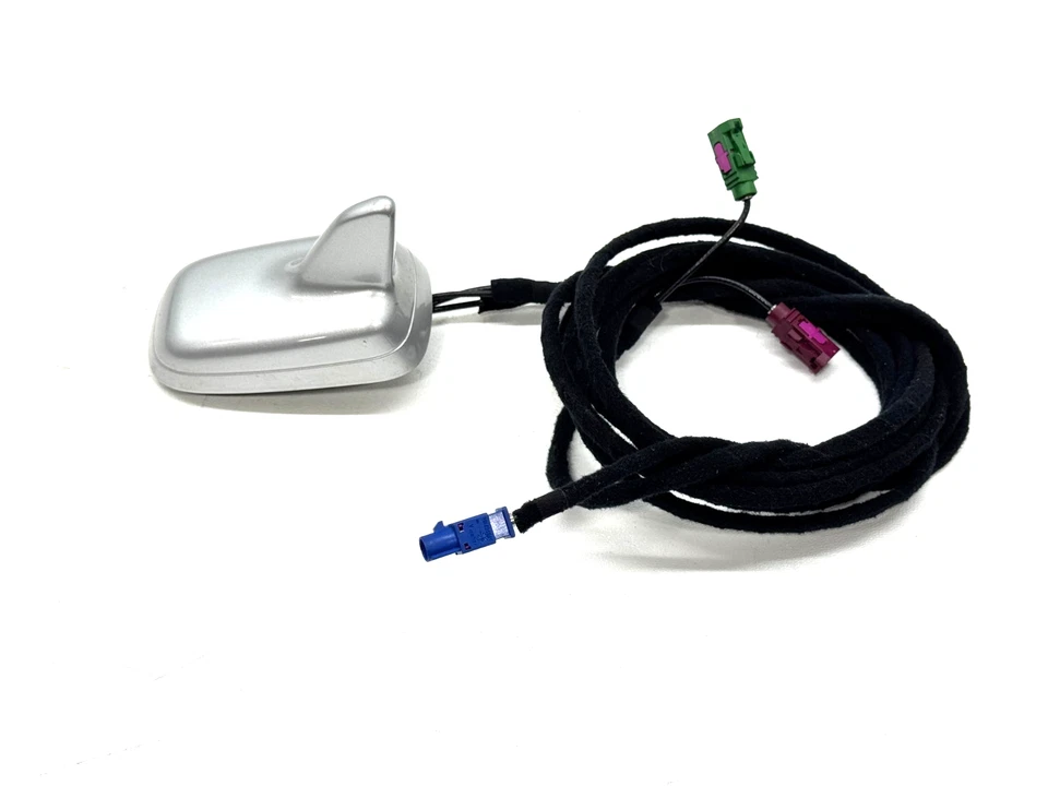 Audi TT TTS TTRS 2007-2015 cupé techo aleta de tiburón antena plata 8J8035503B OEM di Foto 1 de 4