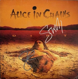 Alice In Chains DIRT 1992 LP Original autographed by Jerry Cantrell Sean Kinney - Picture 1 of 1