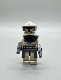 LEGO Star Wars Clone Wars Trooper Minifigure 7679 Gray Visor Pauldron Kama