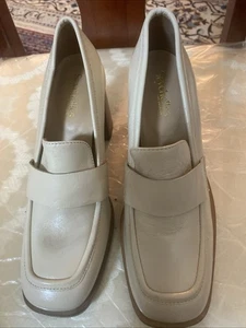 Vintage Seychelles Khaki Leather Short Heels Size 6 New - Picture 1 of 6