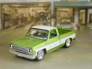 Chevrolet Cheyenne V-8 1973-1987 camioneta de platón corto escala 1/64 edición limitada E 3ª generación - Imagen 1 de 5