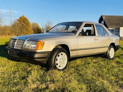 Mercedes Benz W124 200D Automatikgetriebe  Oldtimer H-Zulassung - Bild 1 von 4