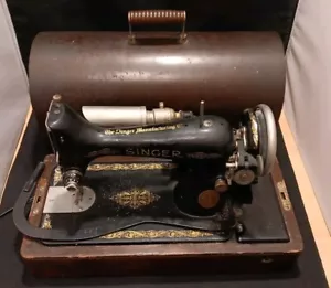SINGER 99-13 antica macchina da cucire a ginocchio con custodia in legno curvato funzionante - Foto 1 di 24