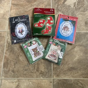 12 Ornaments 2 Lace Ornaments 6 Felt Stockings 4 Hanging Bags Christmas Crafts - Picture 1 of 12