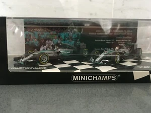 1/43Hamilton / Rosberg 2015 Constructors Champions Mercedes W06 Minichamps - Picture 1 of 4