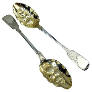 A fine pair antique Victorian English solid silver Berry Spoons 152g C.1874 - Picture 1 of 7