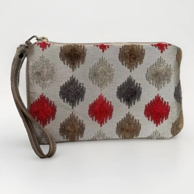 Muñequera de chenilla Glenda Gies Ikat Ogee roja plateada bronceada metálica inspirada en colección Foto 1 de 4