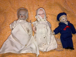 Porcelana vintage - 3 muñecas pequeñas - 3 pulgadas - Imagen 1 de 4