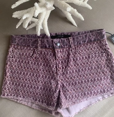 *NWT* Joes Jeans Cut Off Jean Shorts Womens Size 27, Plum Bandana Print Denim - Image 1 of 4