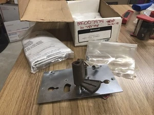 Conjunto de servoplaca Honeywell 30754975-503 - Imagen 1 de 9