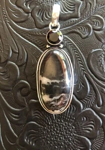 White Buffalo Turquoise 2" Pendant, Black Onyx Accent - Picture 1 of 6