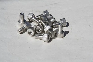 TU ELECCIÓN 5/16-18 X 1/4 CABEZAL DE ENCHUFE DE ACERO INOXIDABLE TORNILLO - Imagen 1 de 1