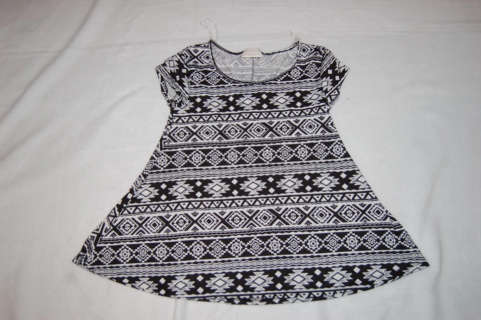 Camisa Mujer S/S VESTIDO INFORMAL NEGRO BLANCO ESTAMPADO TRIBAL AZTECA Parte Inferior Acampanada 1X Foto 1 de 1