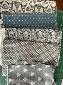 The henley studio by Makower fabrics scadi Christmas fabric collection - Picture 1 of 6