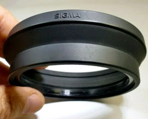 SIGMA twist on Rubber Hood shade for 28-200mm lens AF 72mm rim  f3.8-5.6   - Picture 1 of 9