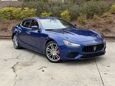 Maserati Ghibli Modena Q4 2022 Foto 1 de 4