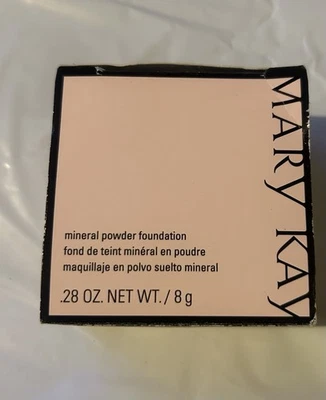 Base en polvo mineral Mary Kay con cepillo bronce 3,28 oz nueva en caja  Foto 1 de 4