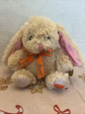 Gallerie Reese's Copos de Manteiga de Amendoim Bege Coelho Brinquedo de Pelúcia SEM DOCES - Imagem 1 de 4