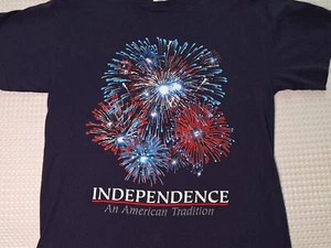 4th of July Fireworks Independence American Tradition T-Shirt Gr. M Delta - Bild 1 von 7