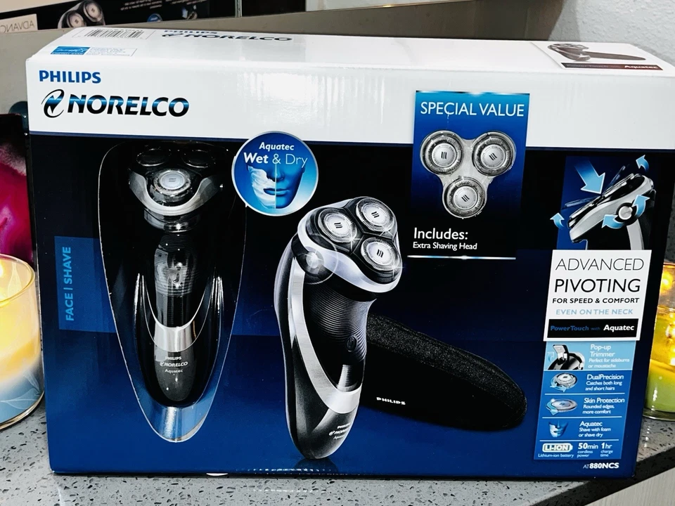 Philips Norelco AT880 Aquatec Electric Razor Shaver