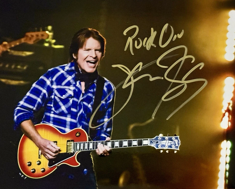 JOHN FOGERTY HAND SIGNED 8X10 CCR CREEDENCE CLEARWATER REVIVAL PROUD MARY HOF 93 - Image 1 of 1