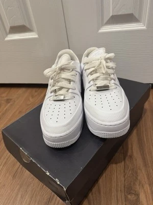 Talla 7 - Nike Air Force 1 Sage Low Triple Blanco W Foto 1 de 4