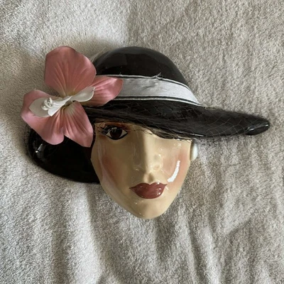 Máscara de pared vintage estilo Art Deco cerámica dama Foto 1 de 4