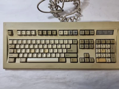 VINTAGE Mitsumi CompuAdd Mechanical Keyboard / Model: KPQ-E99YC - Image 1 of 4