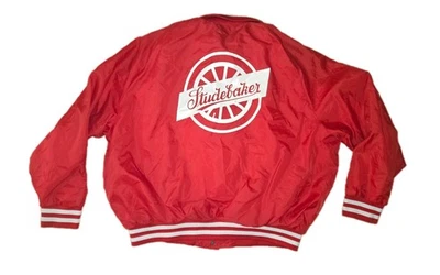 Chaqueta Bomber Studebaker Vintage Años 80 Roja Talla Adulto 3XL Botón Hecha en EE. UU. Rara Foto 1 de 4