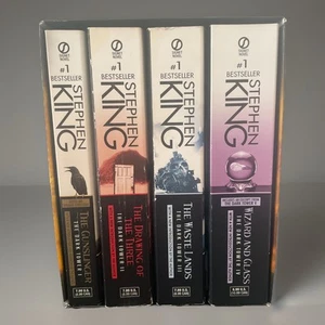 Stephen King Boxed Set The Dark Tower Books 1 - 4 Paperback - Picture 1 of 8