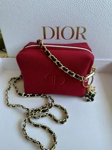 Dior Kosmetiktasche, Neuzustand, kommt mit Kette, Charm, ohne Karton.Siehe Bilder - Bild 1 von 8