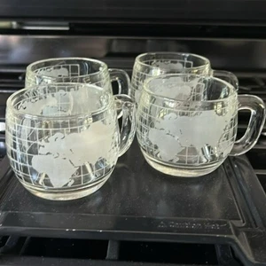 Vintage 1970's Set of 4 Nestle Glass Etched Frosted World Mugs with Handles - Picture 1 of 6