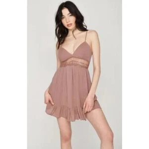 Garage Womens Kirsten Crochet Tiered Feminine Breezy Mauve Mini Dress Size XS - Picture 1 of 12