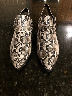 Botines de cuero Anthropologie Silent D con correa al tobillo piel de serpiente, talla 40/9, NUEVO Foto 1 de 4