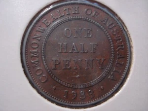 Australian 1933 Half Penny 8 Pearls Coin KGV (NN03) - Picture 1 of 2