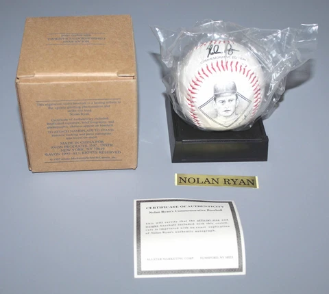 NIB 1995 Avon Nolan Ryan Commemorative Baseball New in Box Cover