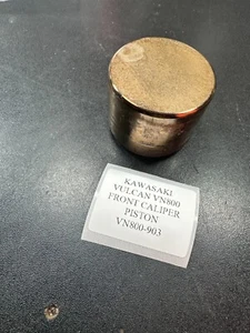 97-07 Kawasaki Vulcan VN800 PISTON-COMP-BRAKE 43020-1066 - Picture 1 of 3