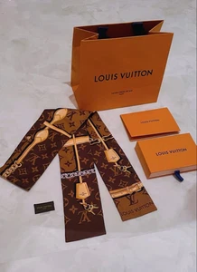 Louis Vuitton Bandeau Monograma Seda Confidencial M78655 - Imagen 1 de 9