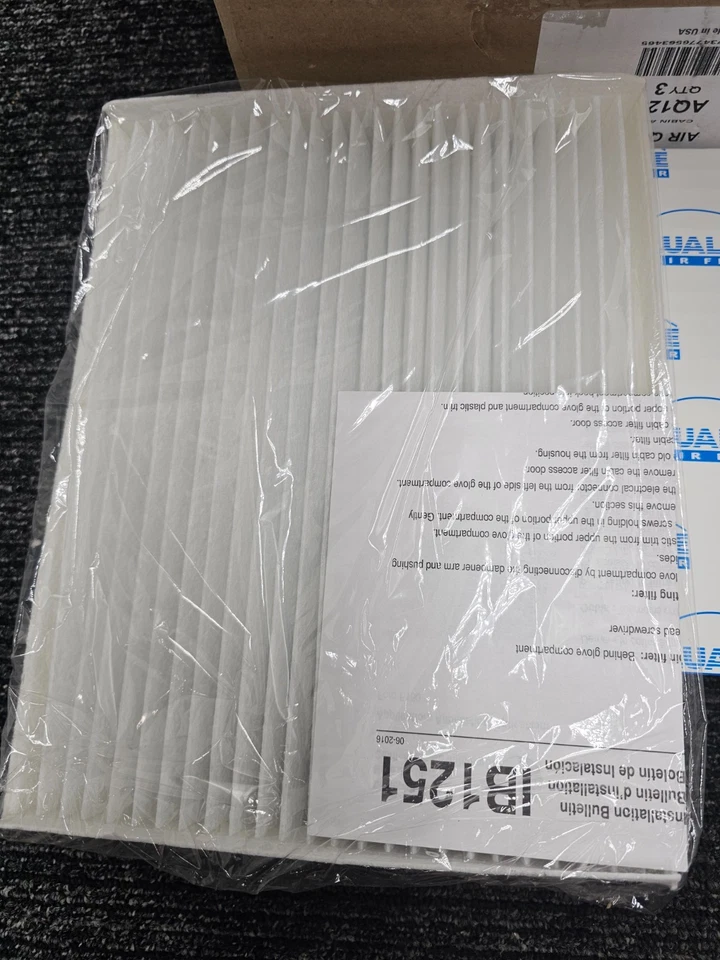 (CANTIDAD 3) Filtros de aire de cabina Airqualitee AQ1251 para automotriz blancos para Ford Foto 1 de 4