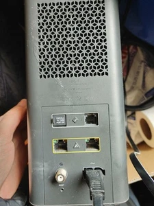 XFINITY Comcast XB6-T WiFi Router Modem - Picture 1 of 3