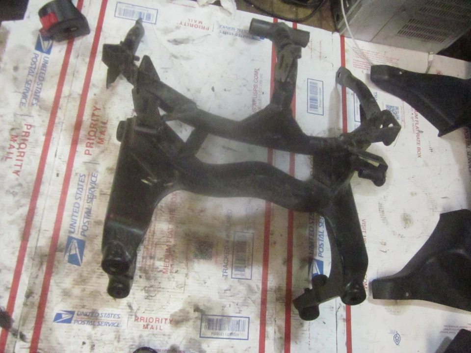 Ducati mts multistrada MTS 620 front fairing mount 1100 1000 — 第 1/1 张图片