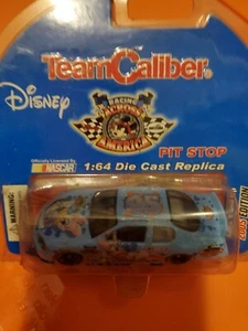 Team CALIBER - 2005 Disney RACING ACROSS AMERICA * DAISY DUCK * - 1:64 - Picture 1 of 8