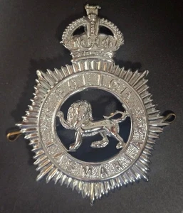 OBSOLETE (King George VI, 1950s) Tasmania Police chrome cap badge - Picture 1 of 2