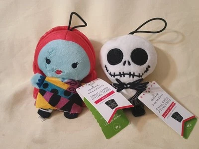 Hallmark Pequeñas Estrellas Adornos de Peluche Jack y Sally Pesadilla Antes de Navidad Foto 1 de 4