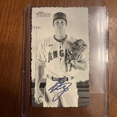 2023 Topps Heritage Shohei Ohtani Deckle Edge Mini #DE-2 SSP - Image 1 of 2
